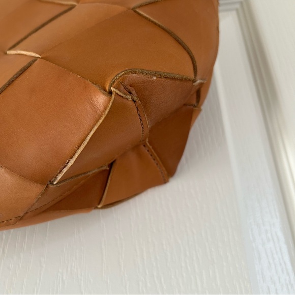 Parker Clay Acacia Woven Crossbody Bag - Picture 7 of 10